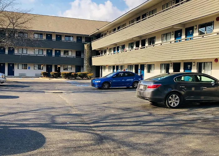 6 Columbus, Oh- Quarter Horse Hotel 2*